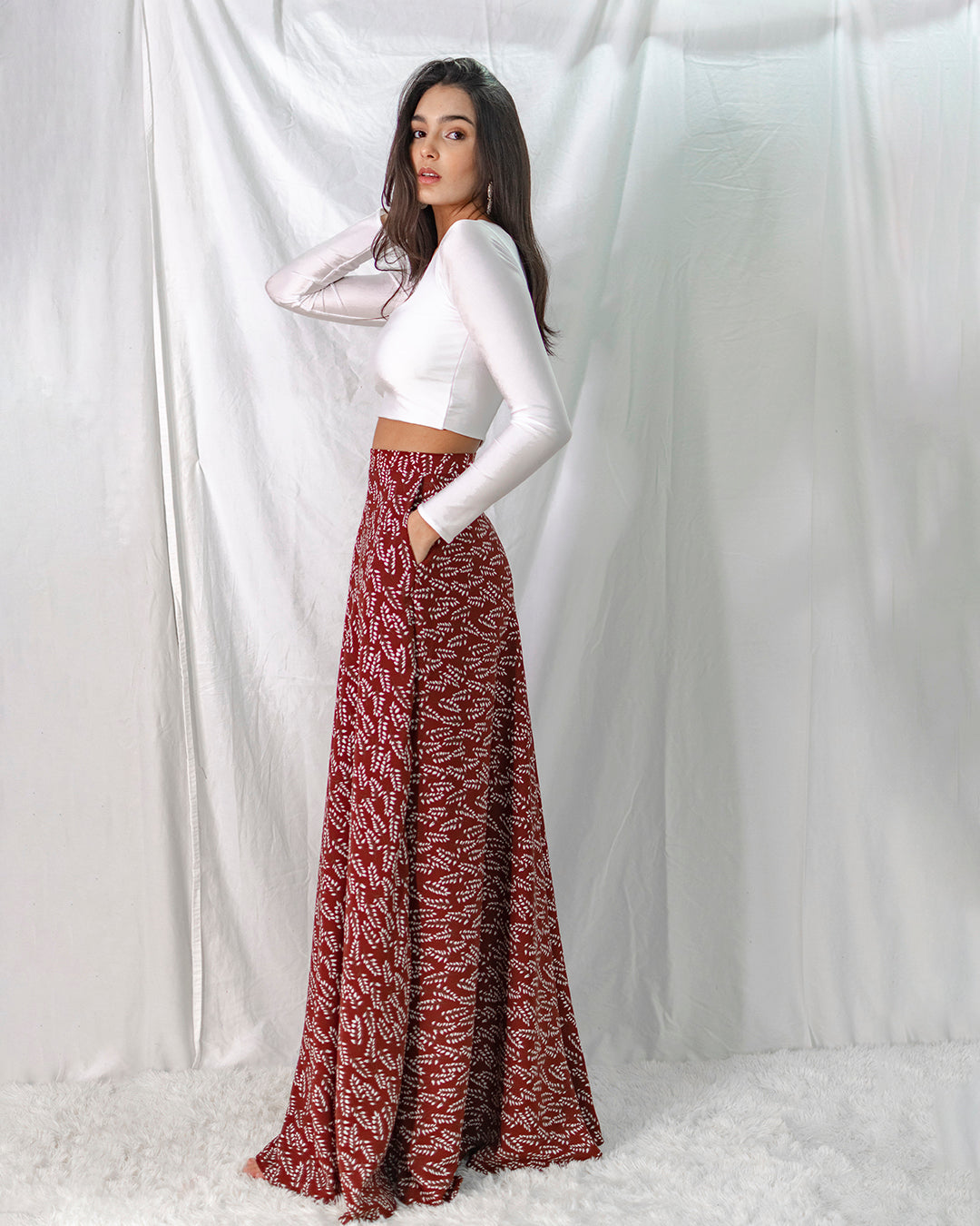 CINDY CROP TOP LONG SLEEVES WHITE X ARIANNA PP-025 SIDE