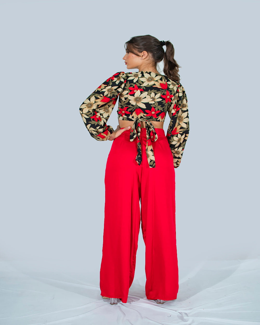 Nikita Crop Top Long Puffy Slevees PP-022 X Ivana Red PU-005 8